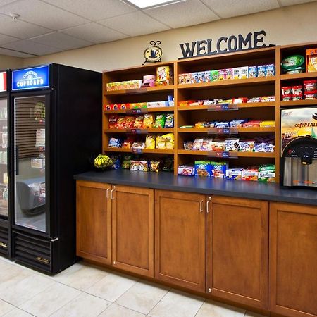 Candlewood Suites Fort Myers Interstate 75 By Ihg Bagian luar foto