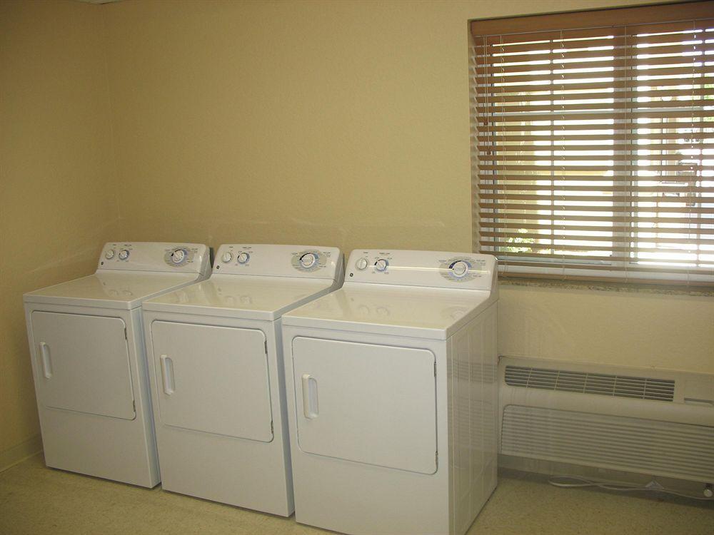Candlewood Suites Fort Myers Interstate 75 By Ihg Fasilitas foto