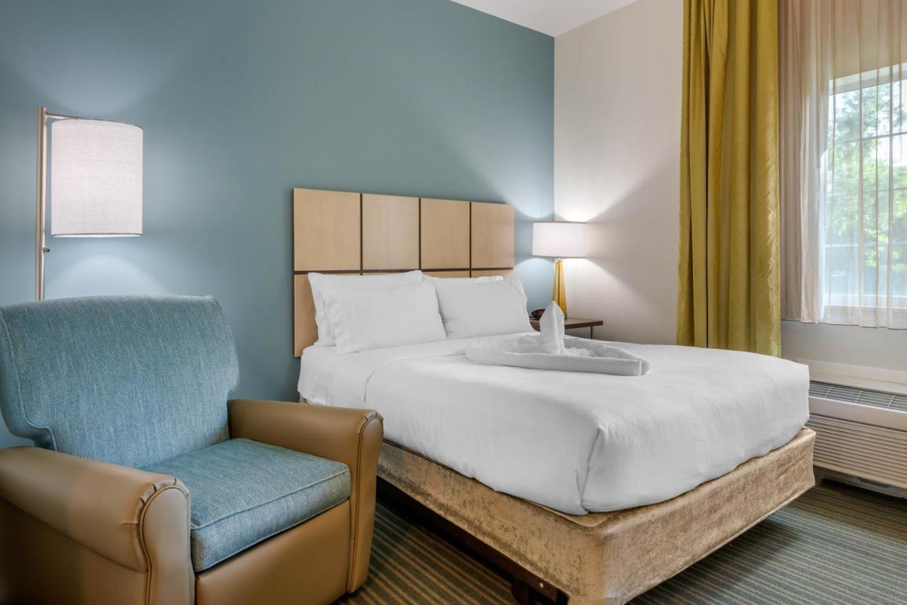 Candlewood Suites Fort Myers Interstate 75 By Ihg Bagian luar foto