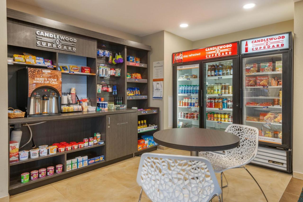 Candlewood Suites Fort Myers Interstate 75 By Ihg Bagian luar foto