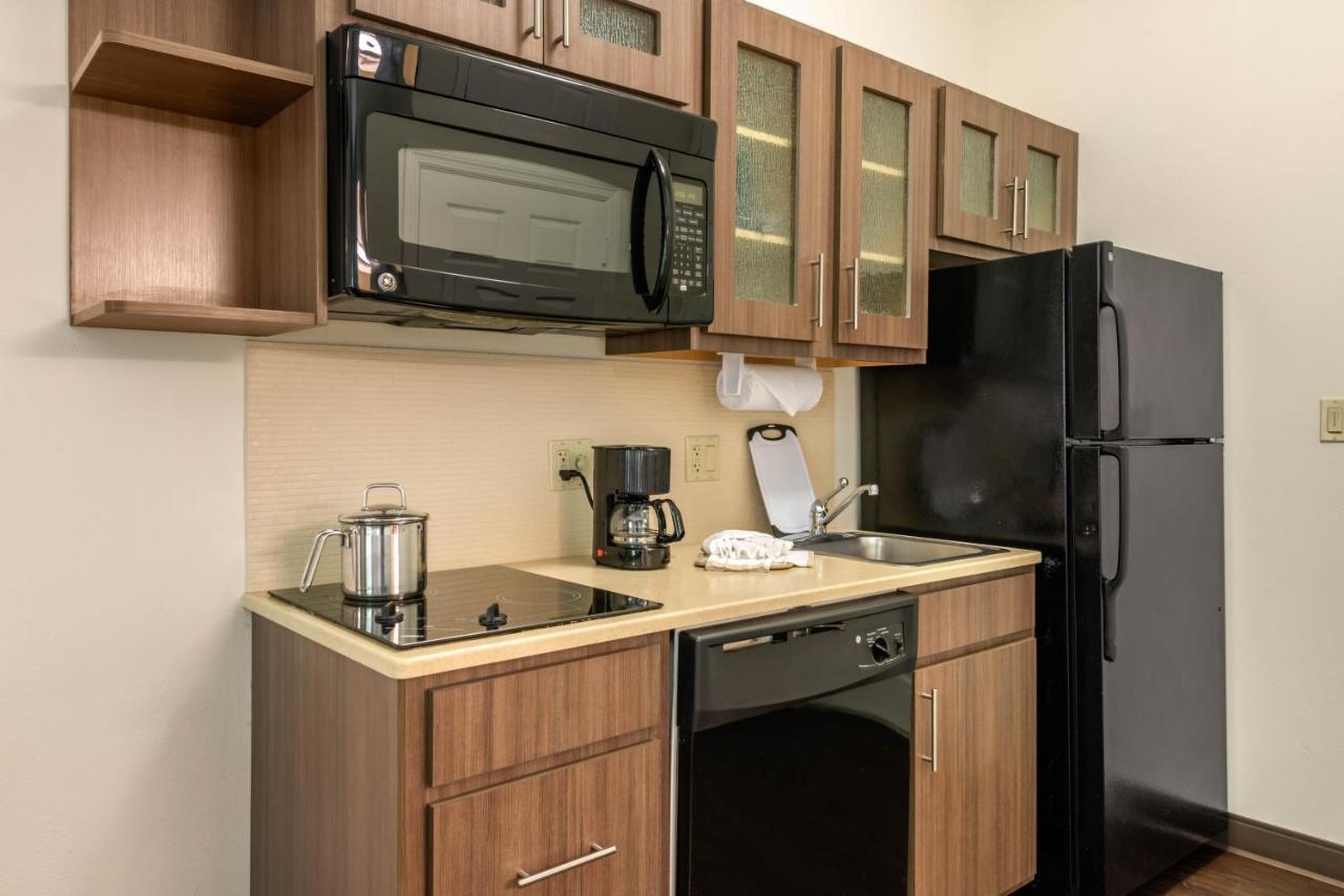 Candlewood Suites Fort Myers Interstate 75 By Ihg Bagian luar foto