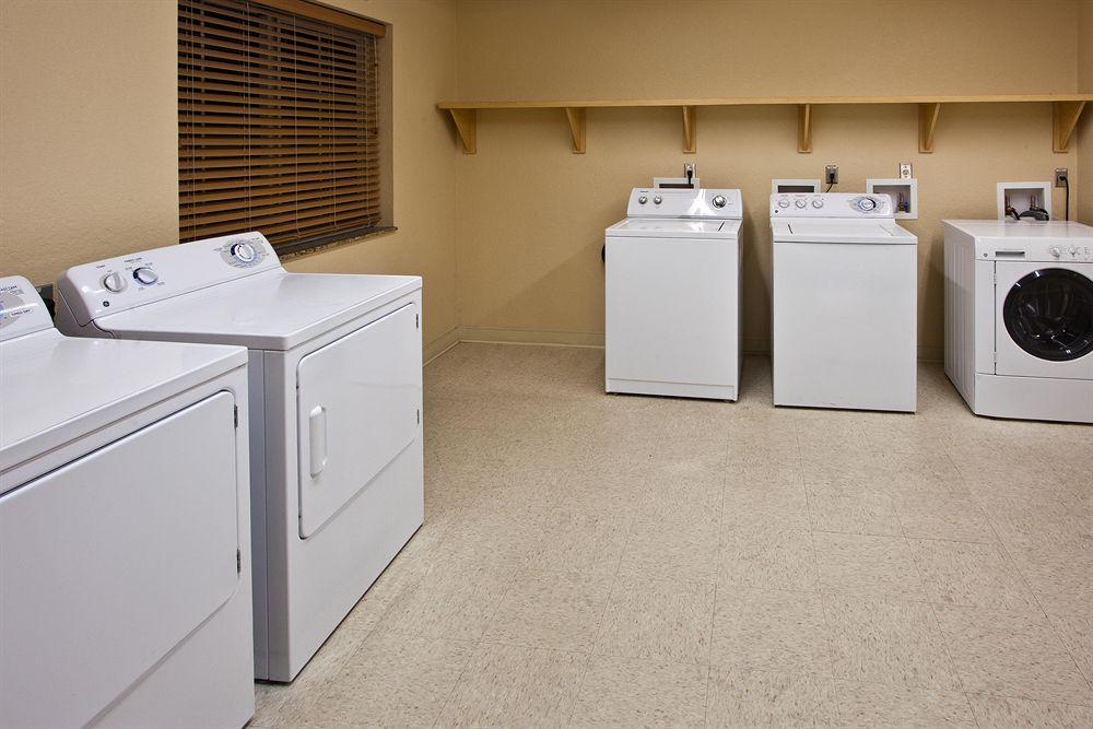 Candlewood Suites Fort Myers Interstate 75 By Ihg Fasilitas foto