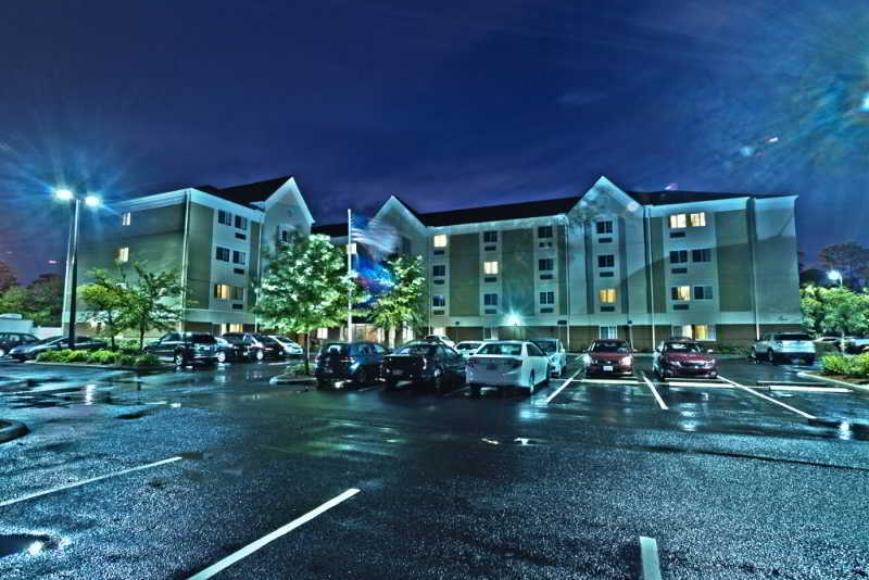Candlewood Suites Fort Myers Interstate 75 By Ihg Bagian luar foto