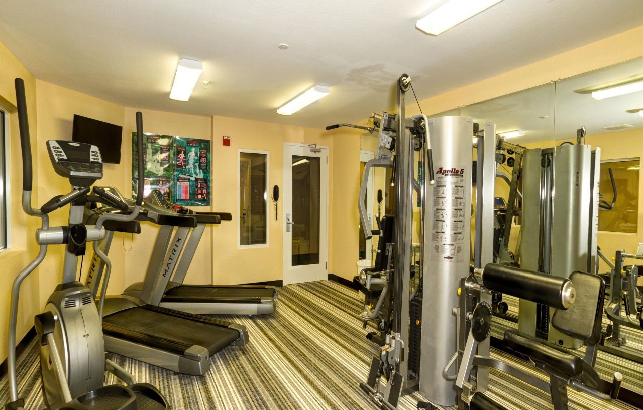 Candlewood Suites Fort Myers Interstate 75 By Ihg Bagian luar foto