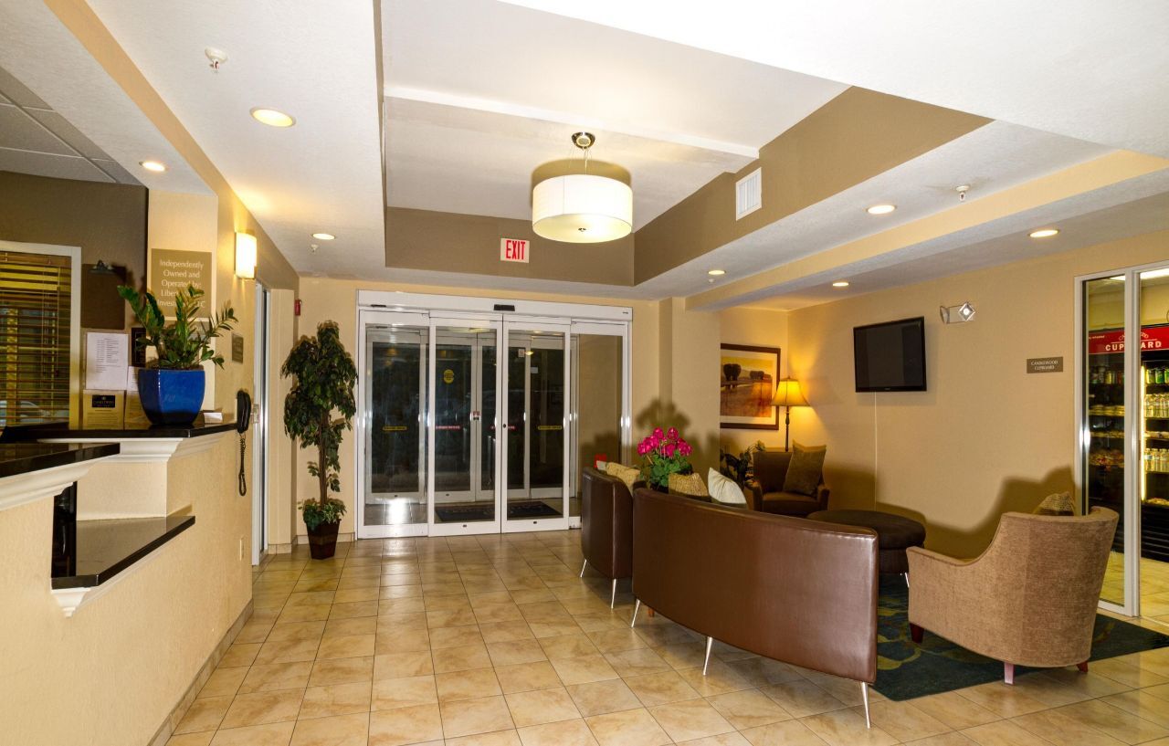 Candlewood Suites Fort Myers Interstate 75 By Ihg Bagian luar foto